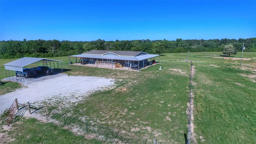 6086 Fm 1511 Centerville, TX 75833