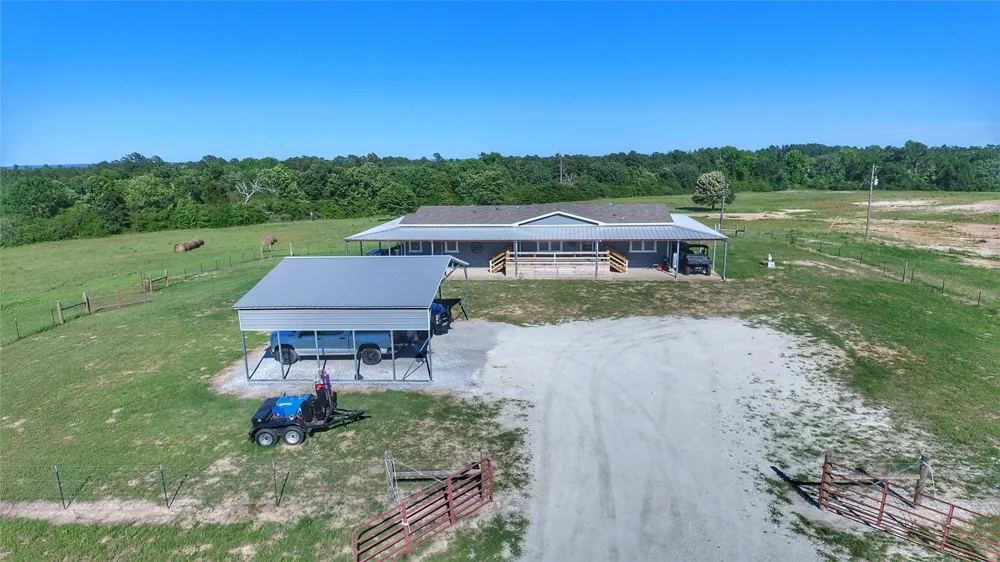 6086 Fm 1511 Centerville, TX 75833