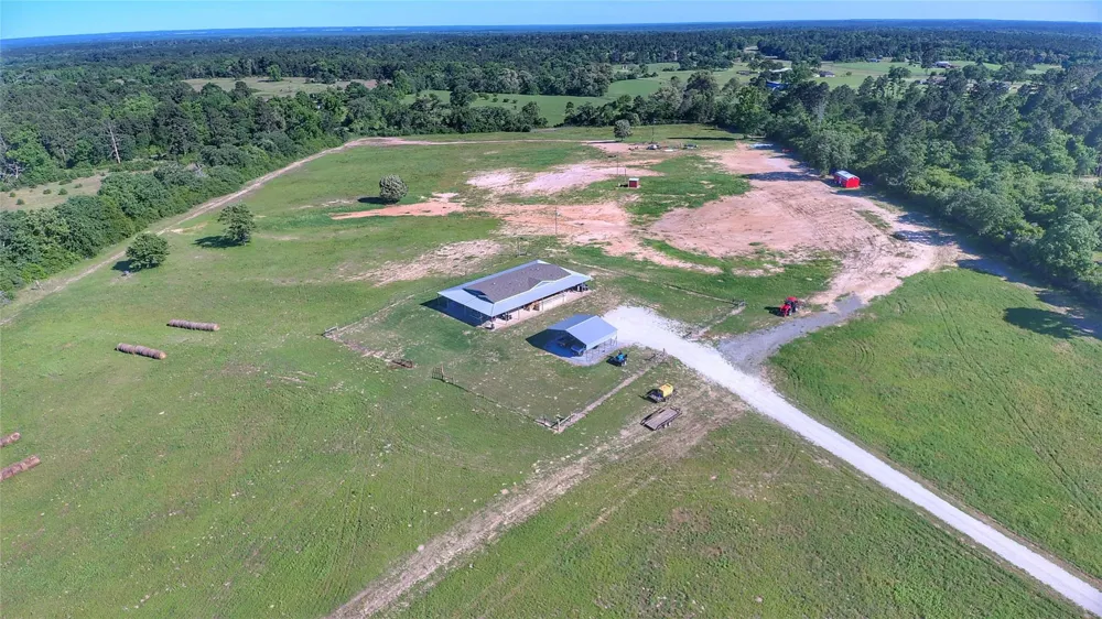 6086 Fm 1511 Centerville, TX 75833