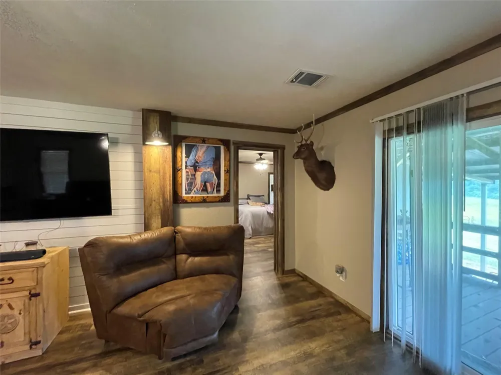 6086 Fm 1511 Centerville, TX 75833
