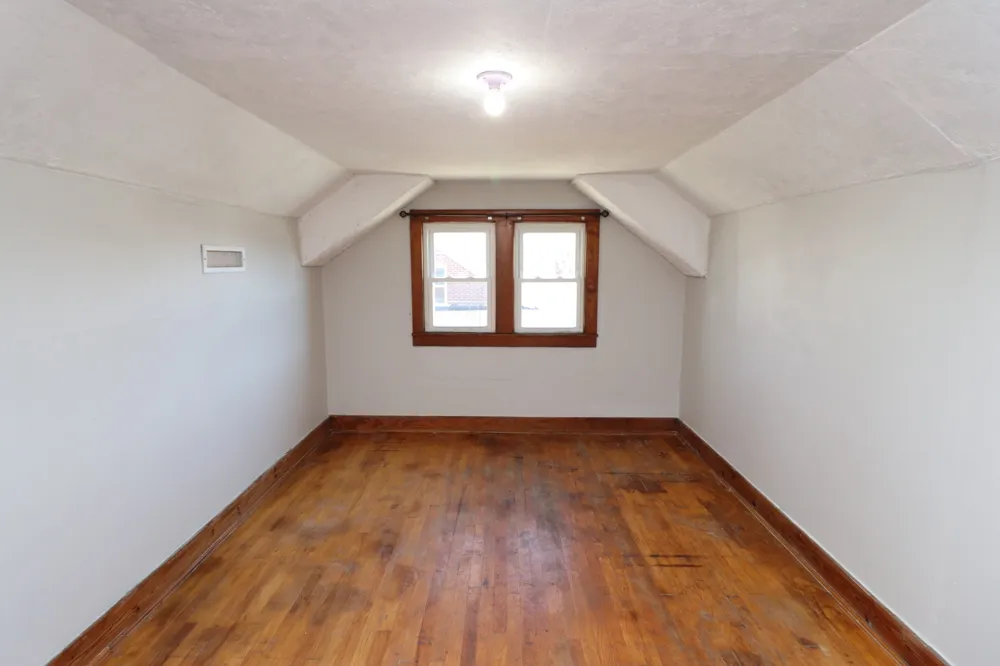 400 Meador Dr Lafayette, TN 37083