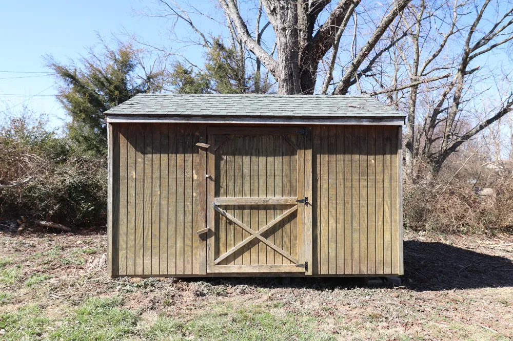 400 Meador Dr Lafayette, TN 37083