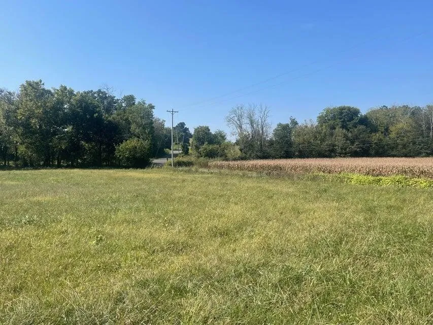 12 Upper East Valley Pikeville, TN 37367