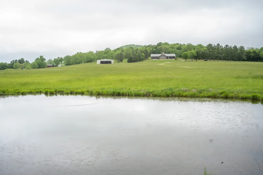 521 Coop Rd Bell Buckle, TN 37020