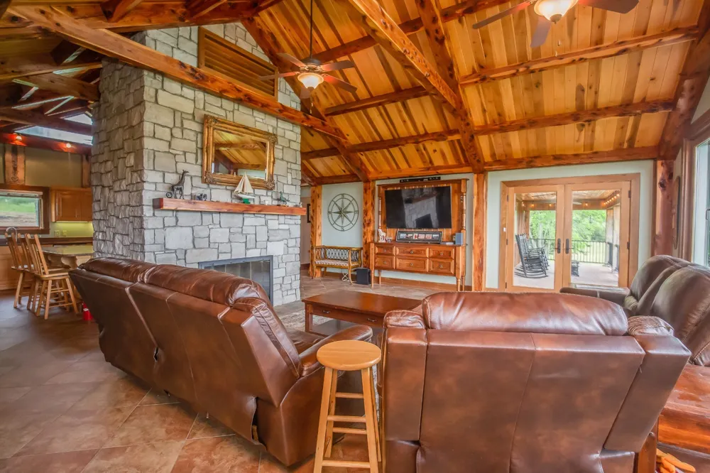 521 Coop Rd Bell Buckle, TN 37020