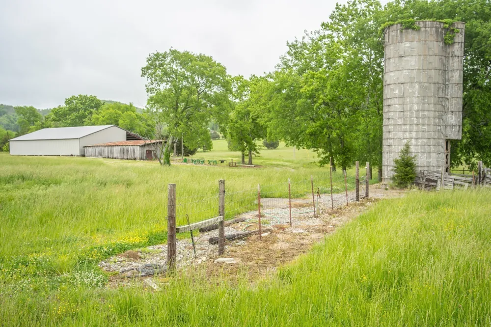521 Coop Rd Bell Buckle, TN 37020