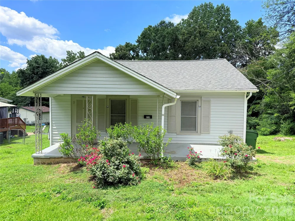 214 Wood Street Mount Holly, NC 28120