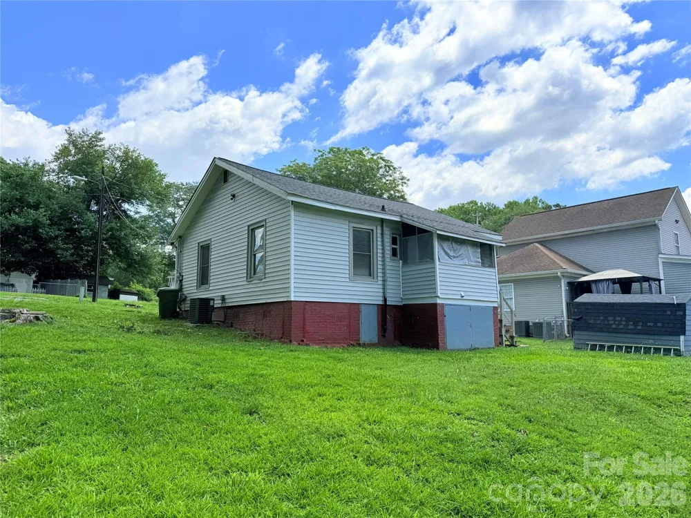 214 Wood Street Mount Holly, NC 28120