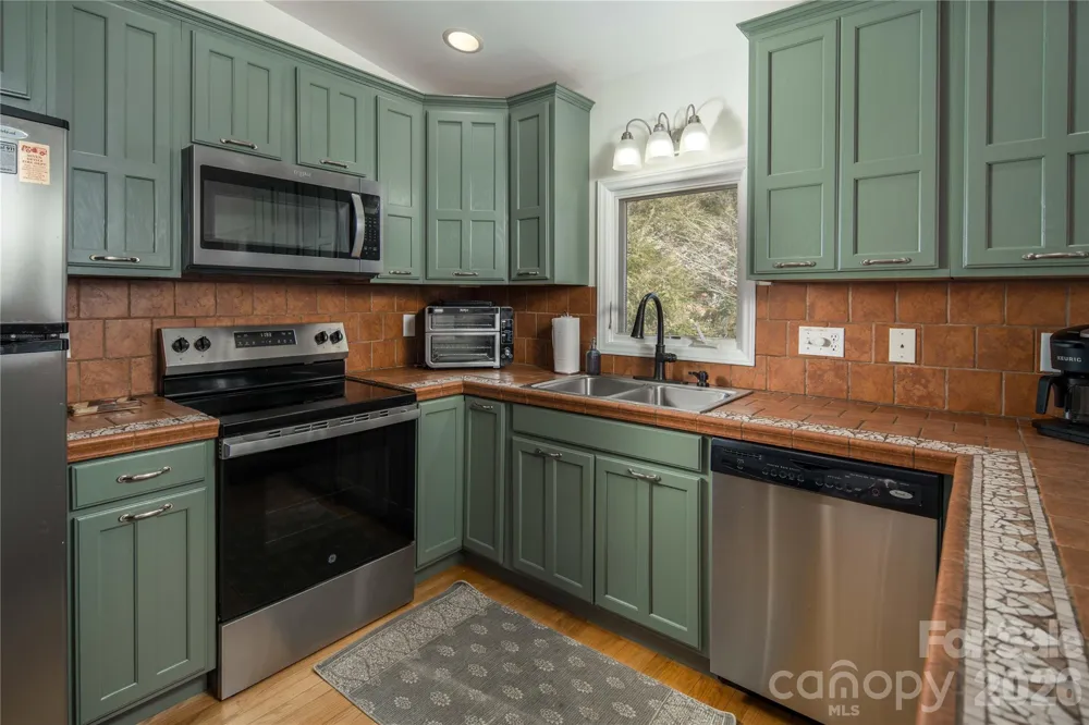 1628 Skyland Drive Seven Devils, NC 28604