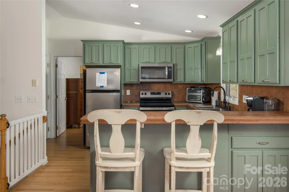 1628 Skyland Drive Seven Devils, NC 28604