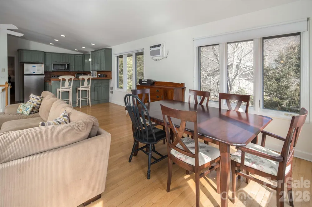 1628 Skyland Drive Seven Devils, NC 28604