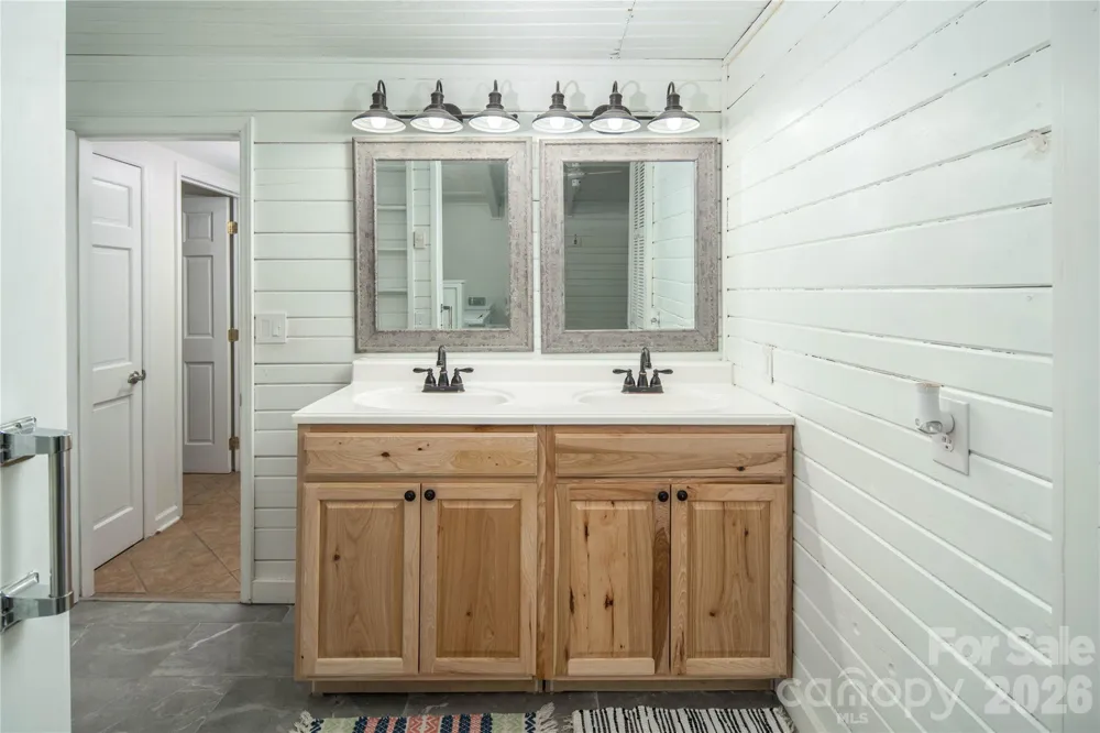 1628 Skyland Drive Seven Devils, NC 28604