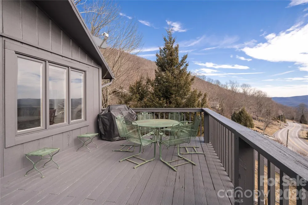 1628 Skyland Drive Seven Devils, NC 28604