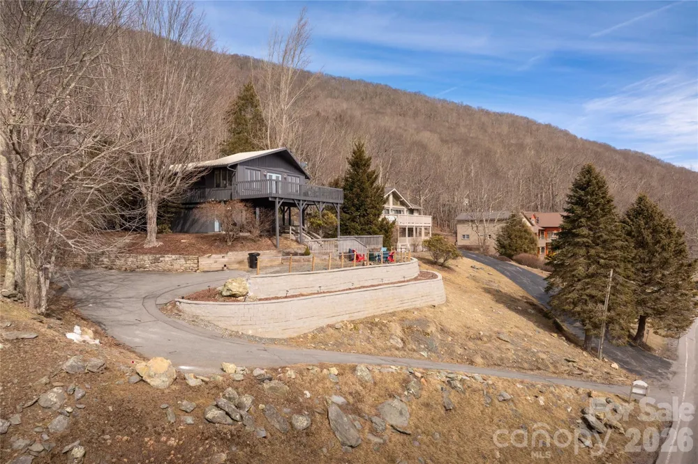 1628 Skyland Drive Seven Devils, NC 28604