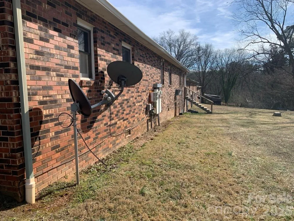 1006 3rd Street SE Hickory, NC 28602