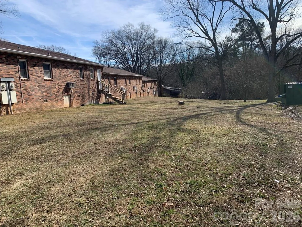 1006 3rd Street SE Hickory, NC 28602