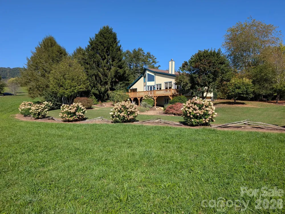 22 Mountain Spring Lane Canton, NC 28716