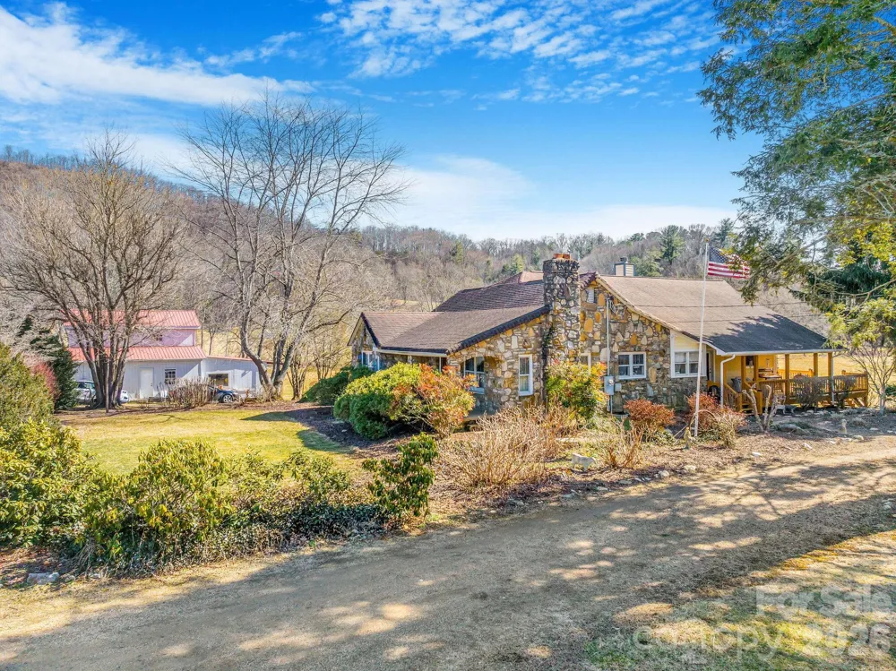 22 Mountain Spring Lane Canton, NC 28716