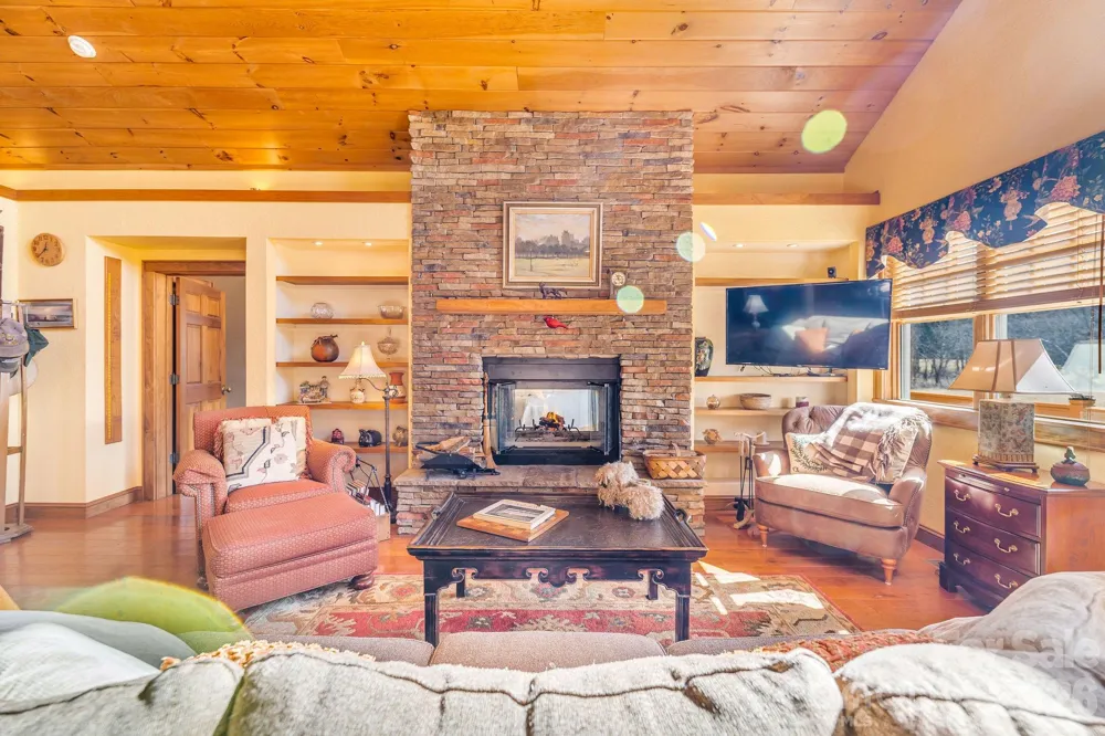 22 Mountain Spring Lane Canton, NC 28716