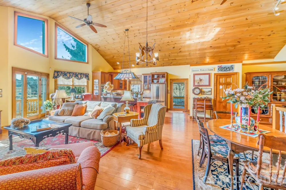 22 Mountain Spring Lane Canton, NC 28716