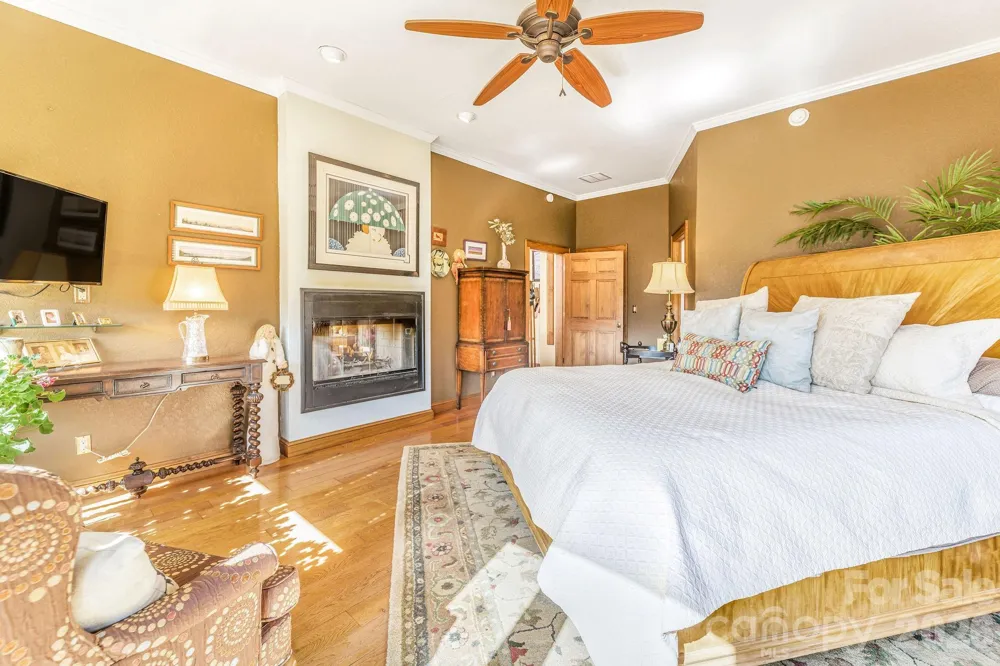 22 Mountain Spring Lane Canton, NC 28716