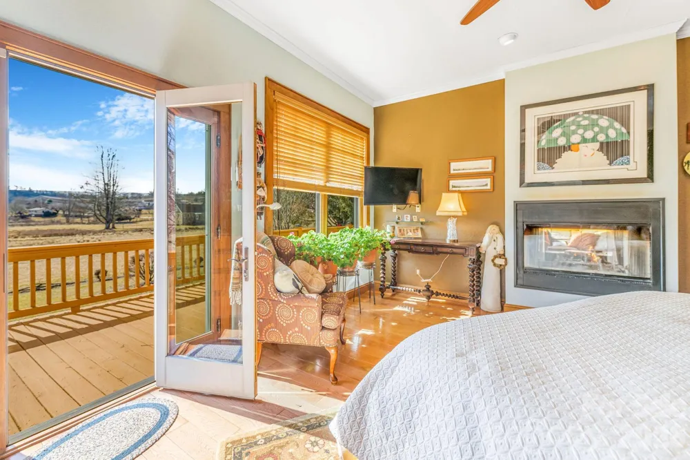 22 Mountain Spring Lane Canton, NC 28716