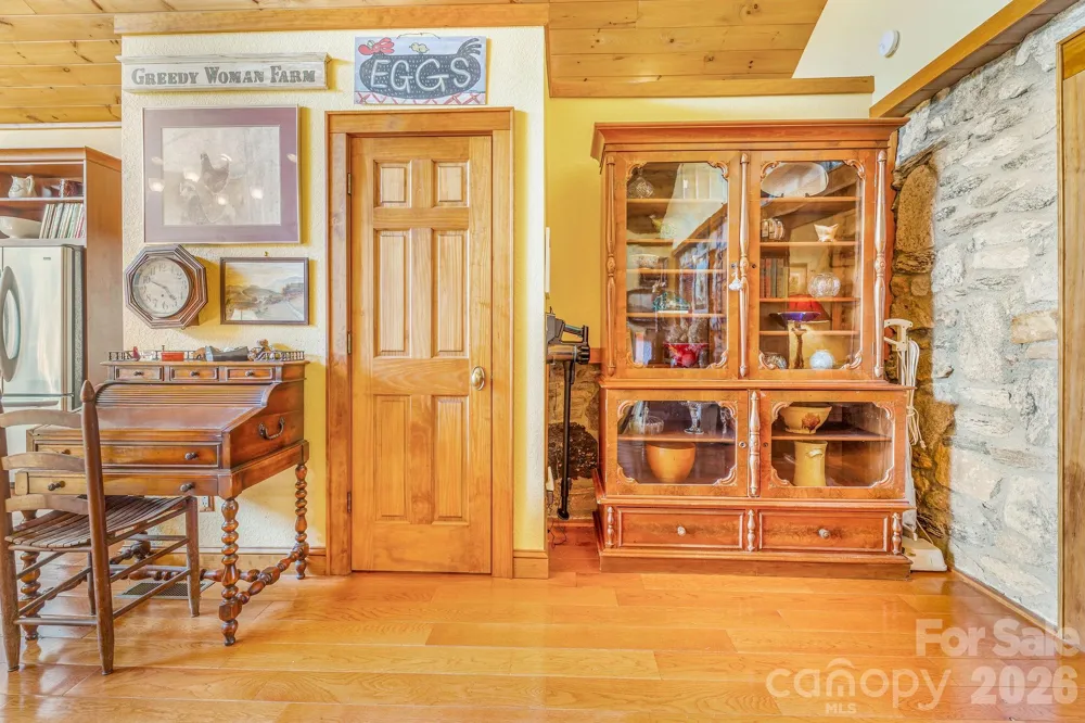 22 Mountain Spring Lane Canton, NC 28716