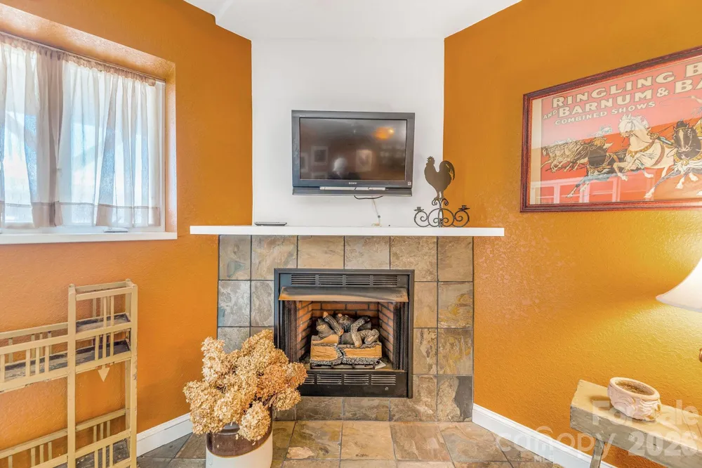 22 Mountain Spring Lane Canton, NC 28716