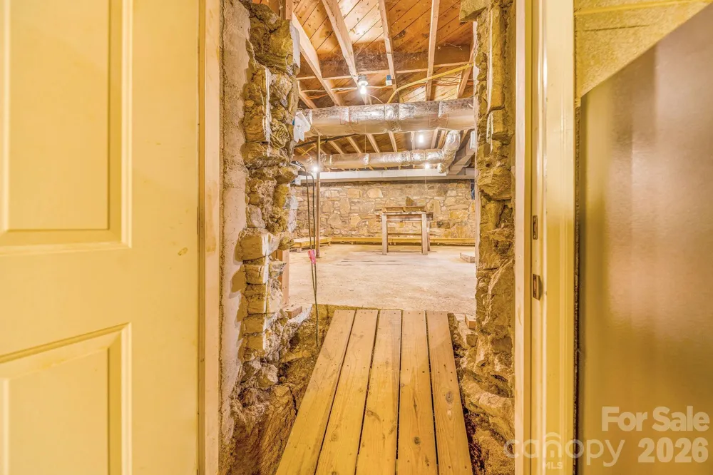 22 Mountain Spring Lane Canton, NC 28716