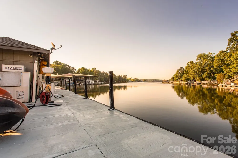 8 Hickory Ridge Court Lake Wylie, SC 29710