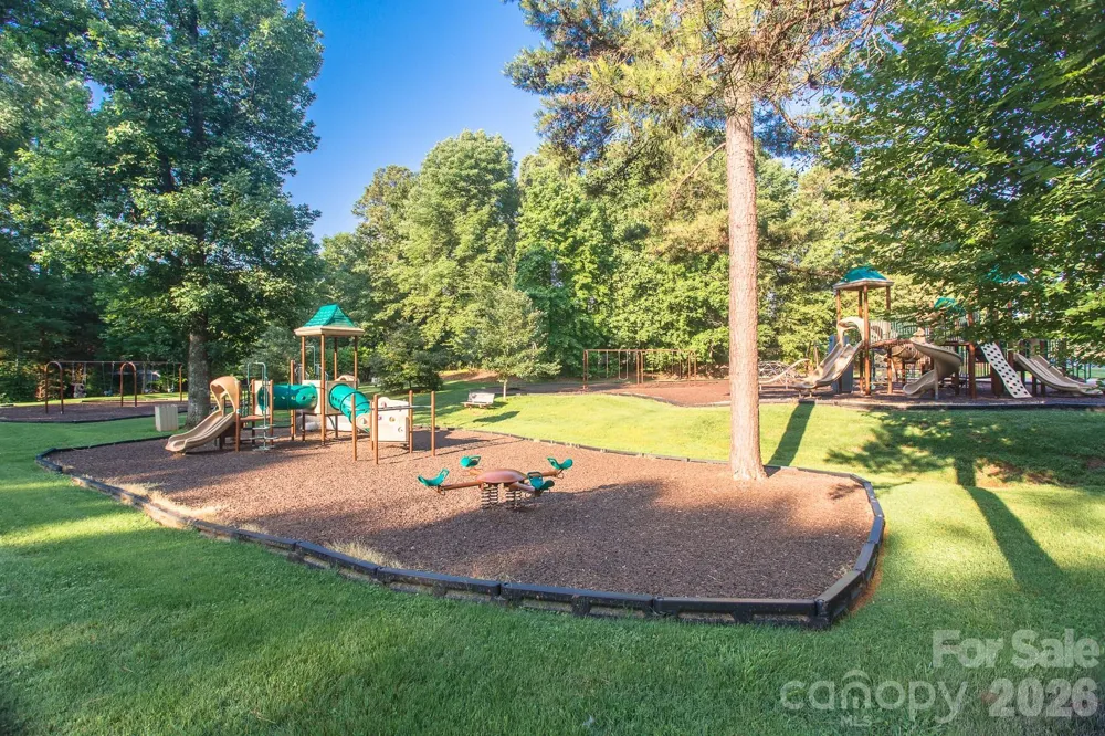 8 Hickory Ridge Court Lake Wylie, SC 29710