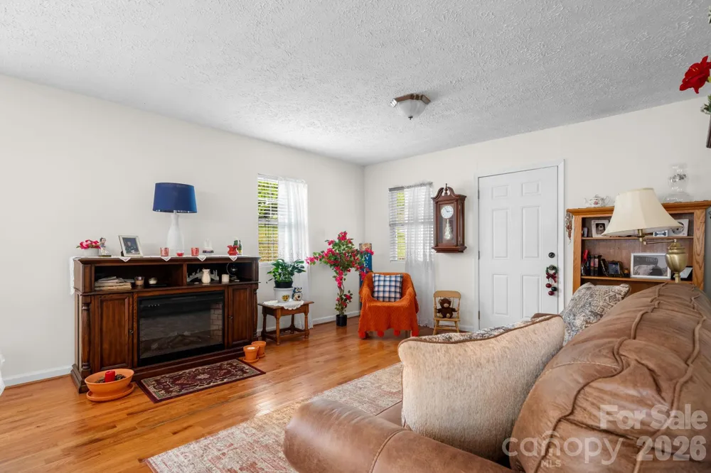 625 Milton Avenue SW Valdese, NC 28690