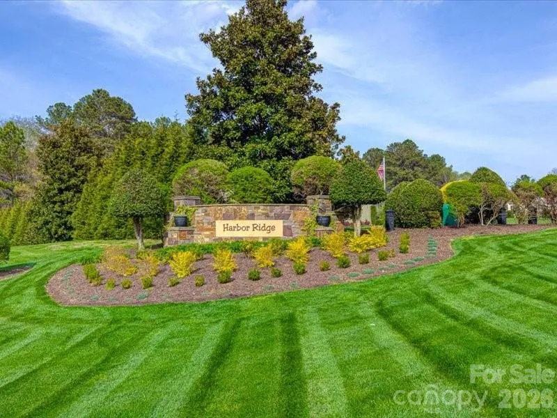 108 Rivercliff Drive W Connelly Springs, NC 28612