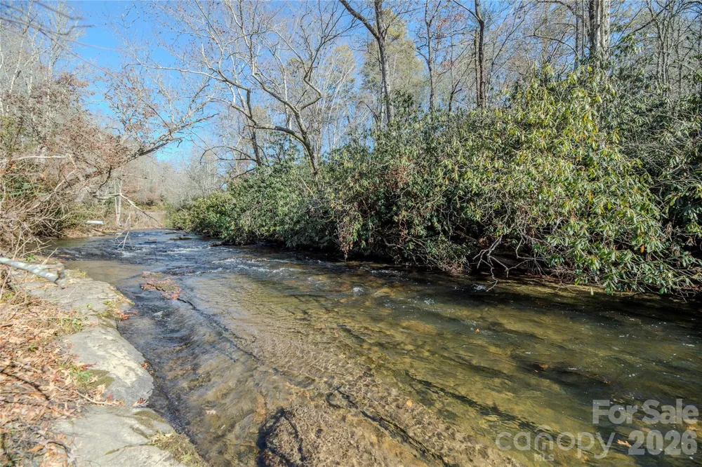 9017 East Fork Road Brevard, NC 28712