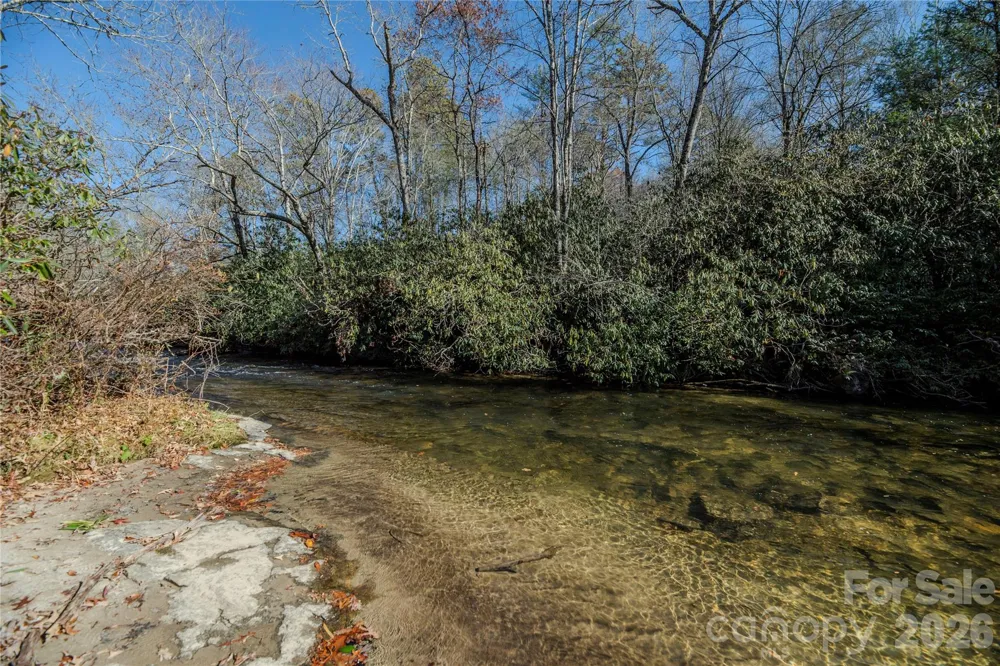 9017 East Fork Road Brevard, NC 28712