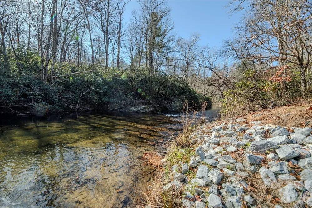 9017 East Fork Road Brevard, NC 28712