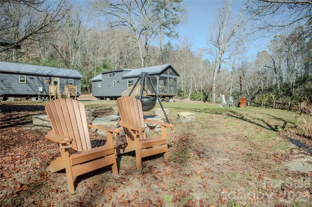 9017 East Fork Road Brevard, NC 28712