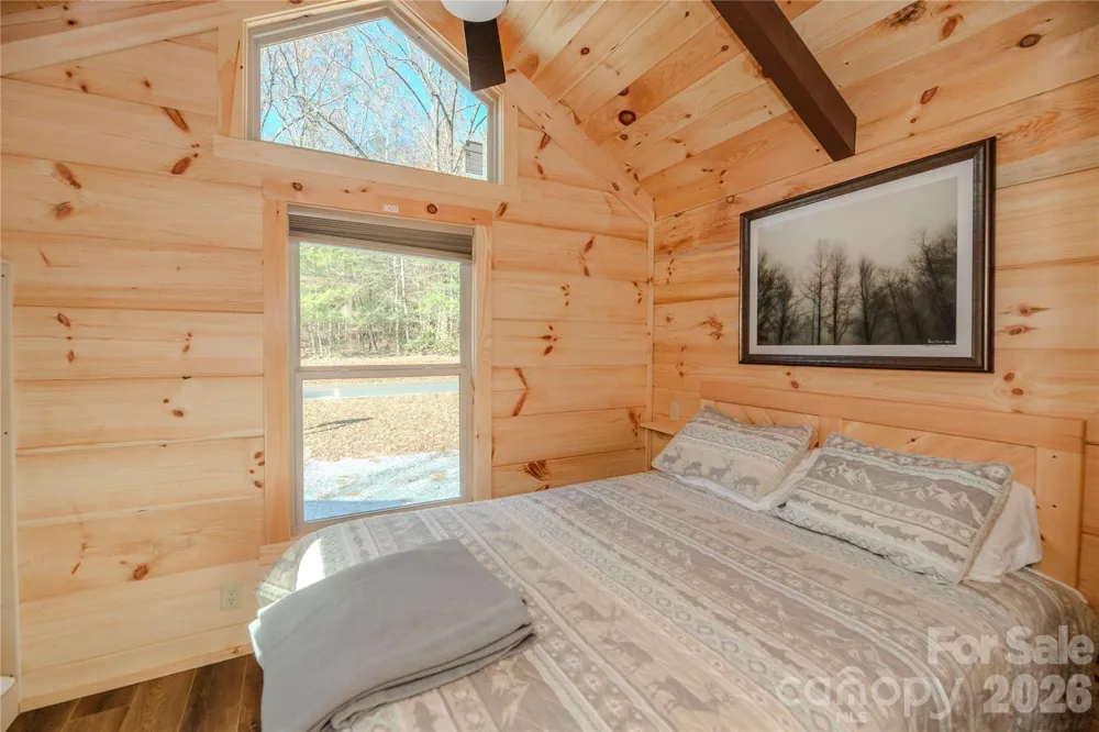 9017 East Fork Road Brevard, NC 28712
