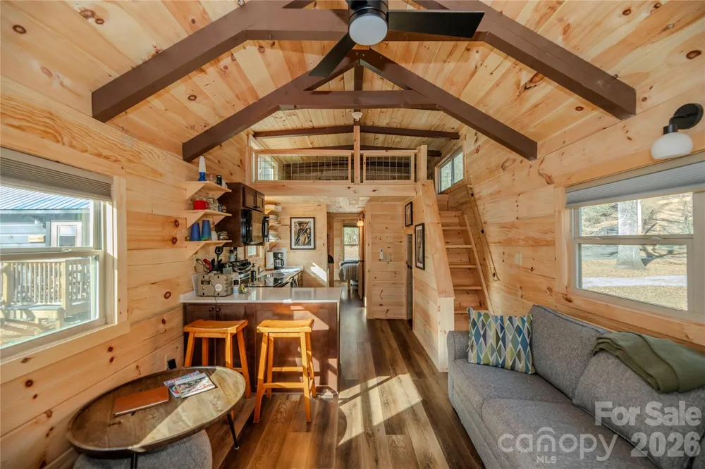 9017 East Fork Road Brevard, NC 28712