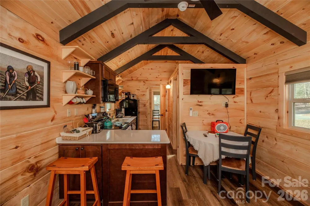 9017 East Fork Road Brevard, NC 28712
