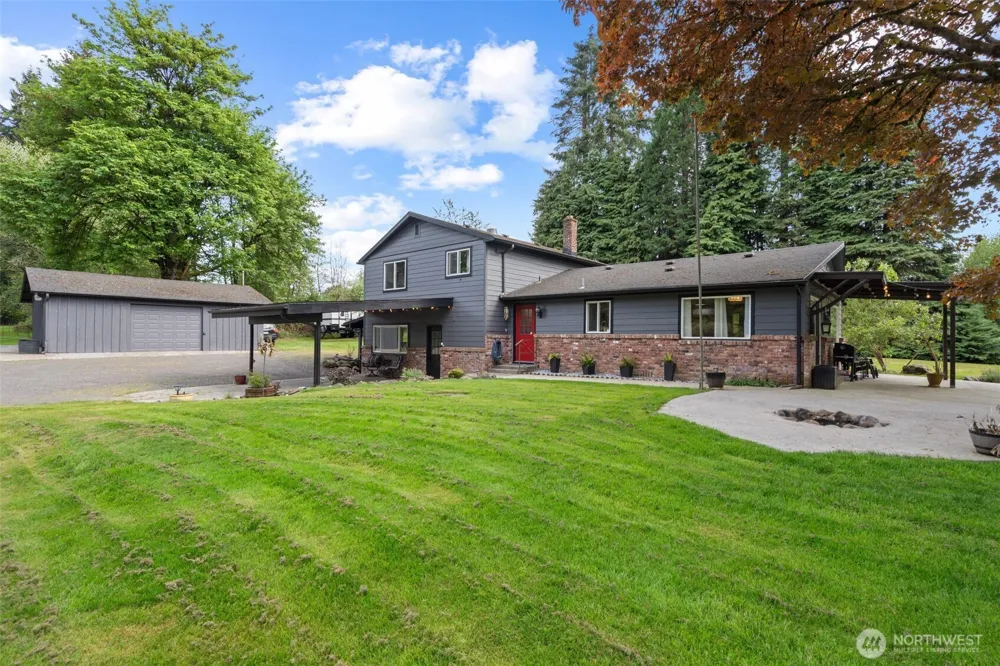 410 Studebaker Spur 2 Castle Rock, WA 98611