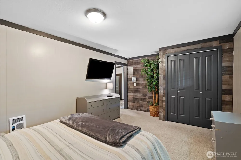 410 Studebaker Spur 2 Castle Rock, WA 98611