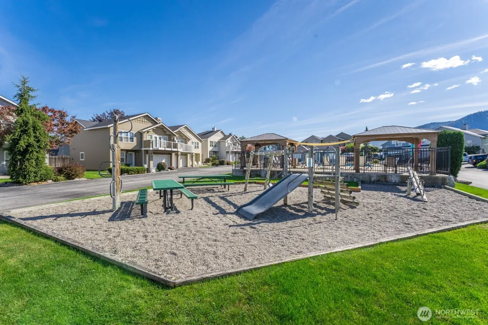222 Parkway Drive Manson, WA 98831