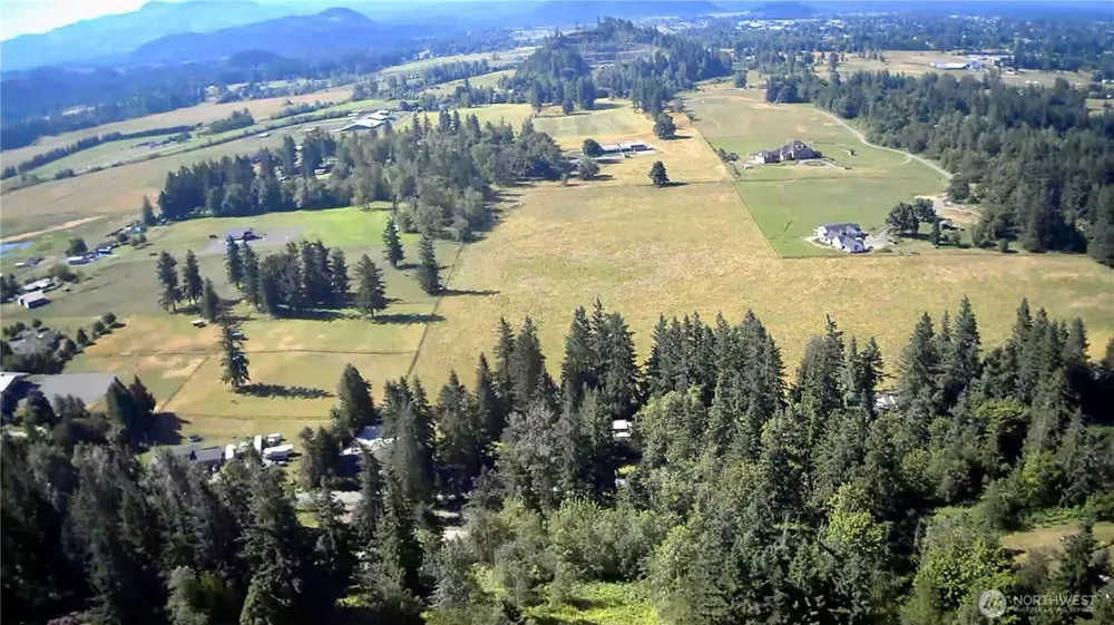 27435 SE 402nd Street Enumclaw, WA 98022