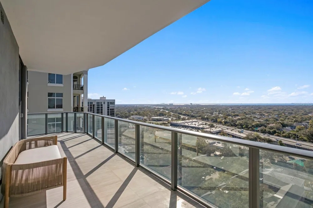 3101 BAYSHORE BOULEVARD #1804 Tampa, FL 33629