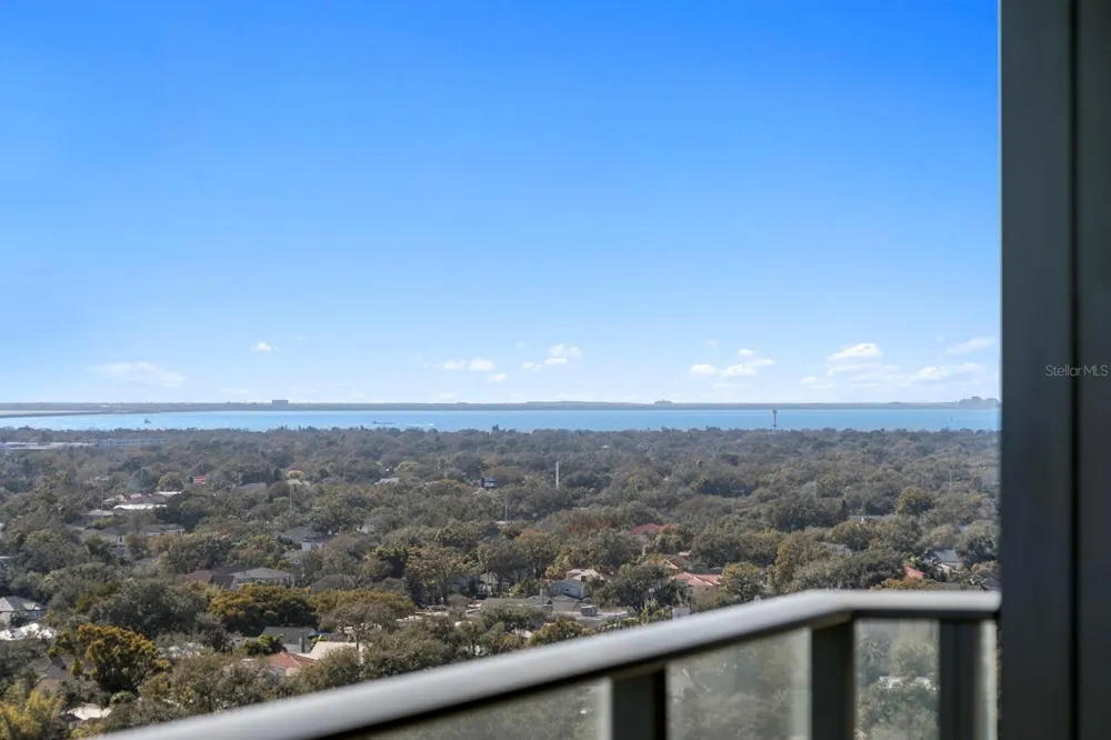 3101 BAYSHORE BOULEVARD #1804 Tampa, FL 33629