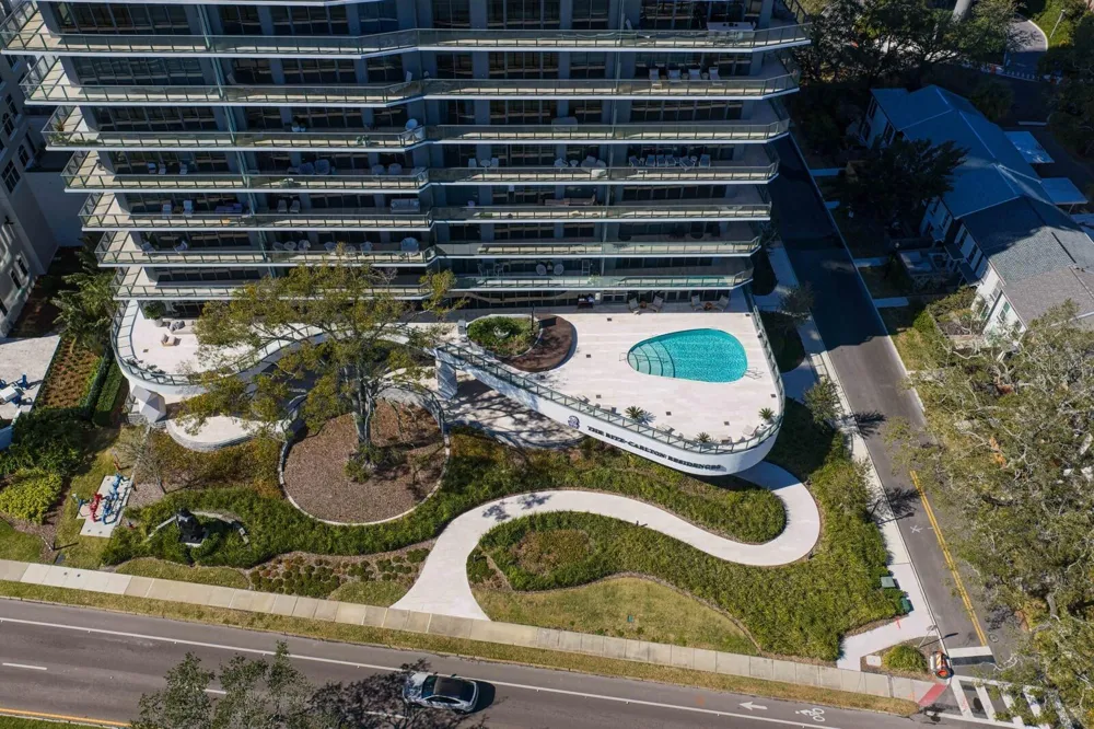 3101 BAYSHORE BOULEVARD #1804 Tampa, FL 33629
