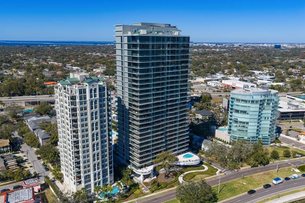 3101 BAYSHORE BOULEVARD #1804 Tampa, FL 33629