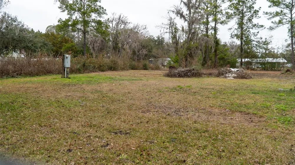 455 W RIVER ROAD Palatka, FL 32177