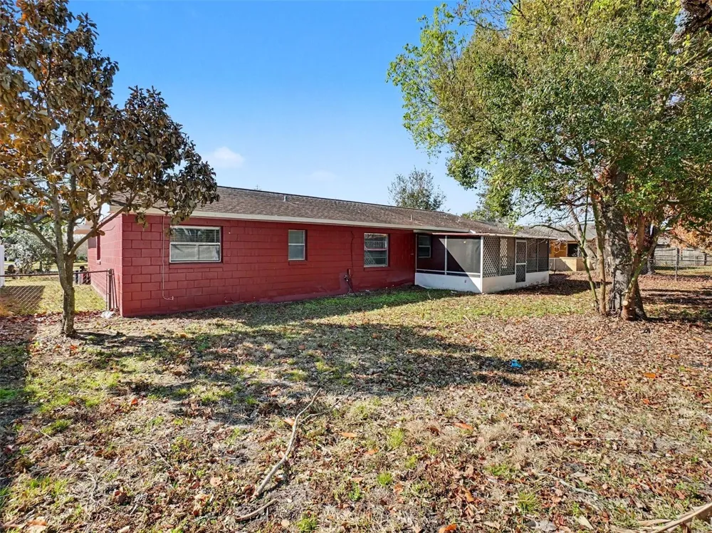 555 THOMAS JEFFERSON WAY Orlando, FL 32809